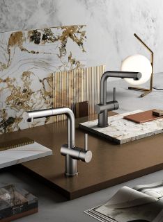 Смеситель для кухни Raglo R86.49.09 с выдвижным изливом графит