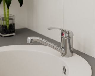 Смеситель для умывальника/кухни RUSH VRANGEL (VR7114-26)