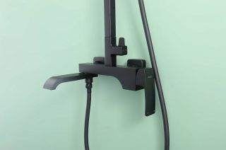 Душевая стойка Raglo R02.24.06 чёрный