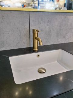 Смеситель для раковины AltroBagno Metropoli 0134 OrSp