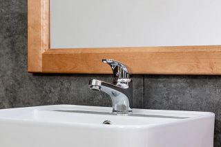 OneLife by Orange P01-022cr полимерный смеситель для раковины с гигиеническим душем, хром